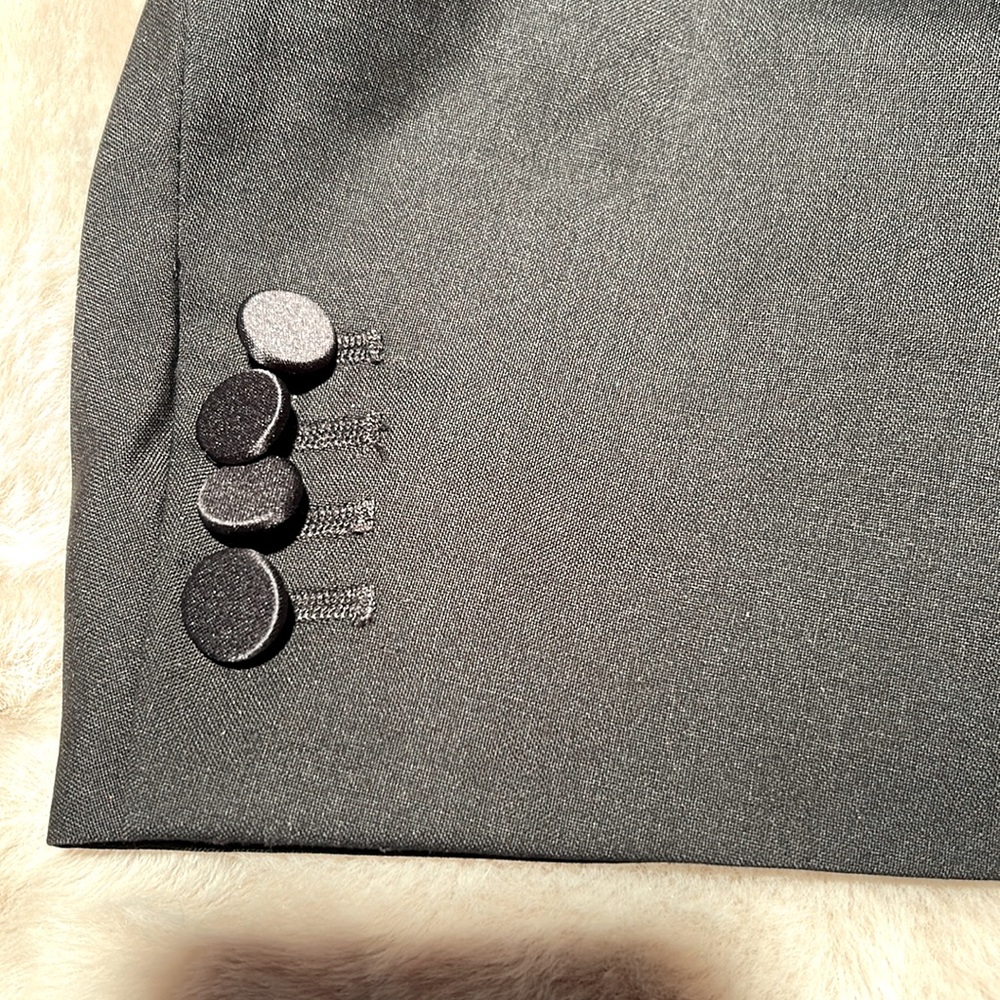NWOT- J. LINDEBERG Black Tux - - Picture 4 of 16